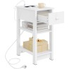 Noční stolek WOLTU s funkcí nabíjení, 2 zásuvky, 2 USB porty, 30x65x45 cm, bílý